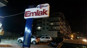 PROFİL ŞASELİ ALÜMİNYUM ZEMİN ÜZERİNE İÇTEN LED AYDINLATMALI PLEKSİ KUTU HARF TABELA