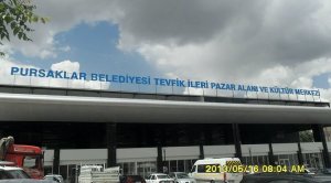 PROFİL IZGARA ÜZERİNE KENARLARI ALÜMİNYUM ÖN YÜZ PLEKSİ İÇTEN LED AYDINLATMALI KUTU HARF TABELA